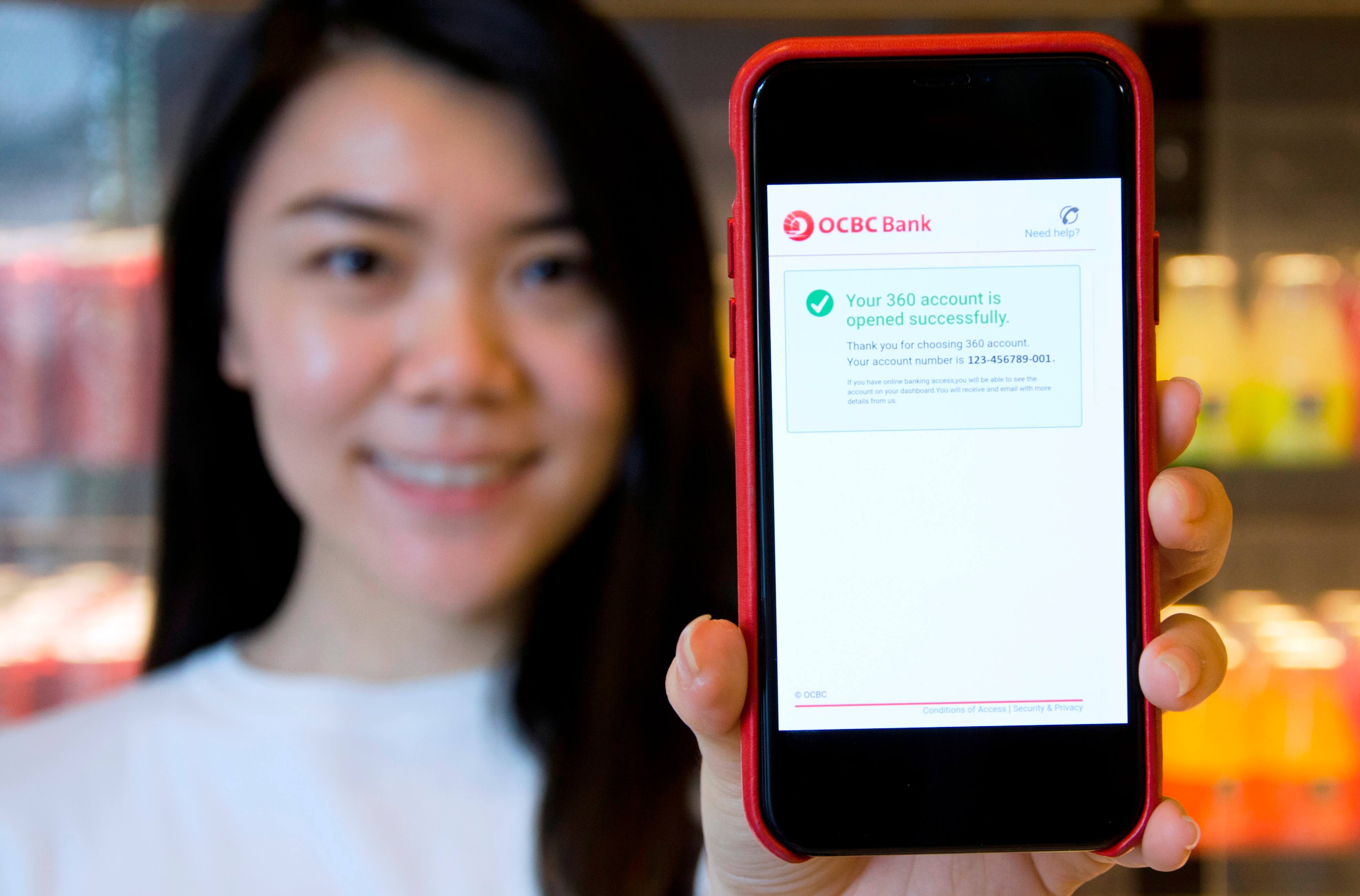 /iwov-resources/sg/ocbc/gbc/img/media/Releases/2018/Listing Thumbnail/instant account opening (2).jpg